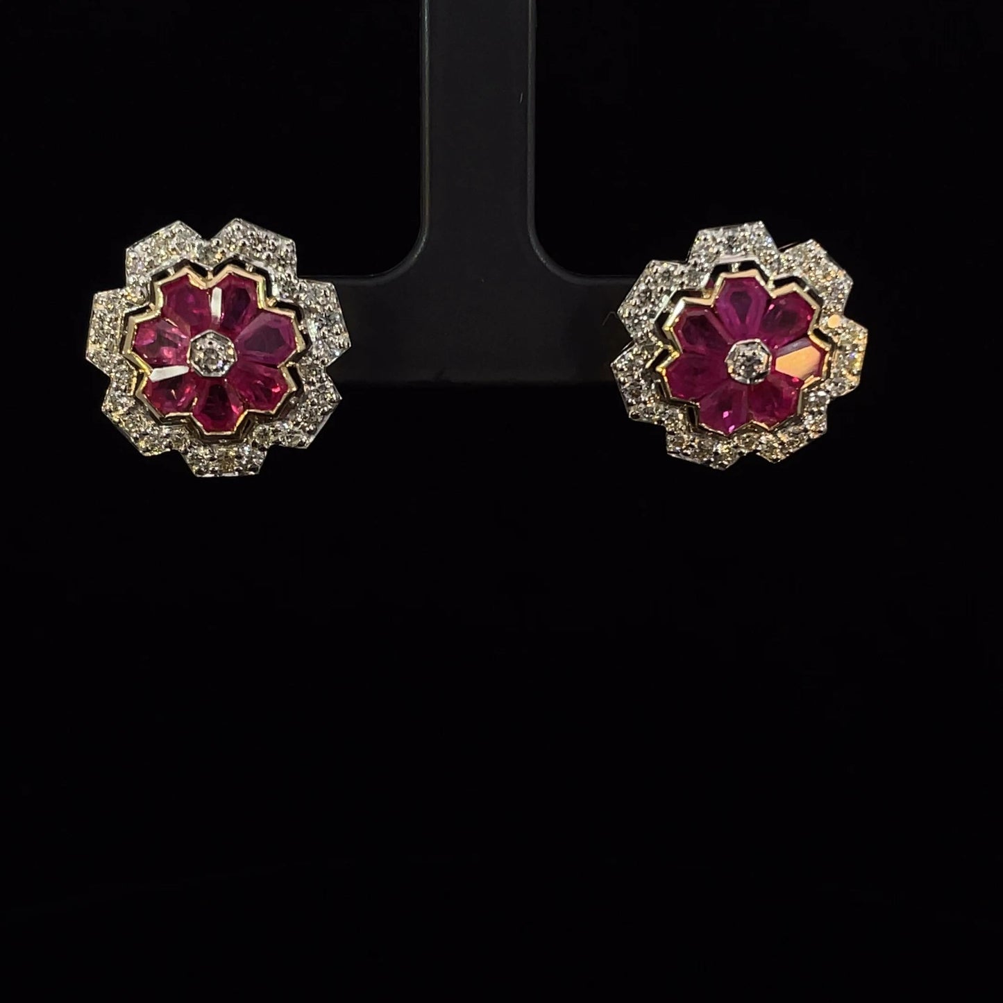 3.12 Carat Ruby and 1.15 Carat Diamond Geometric Flower 18K Gold Earring