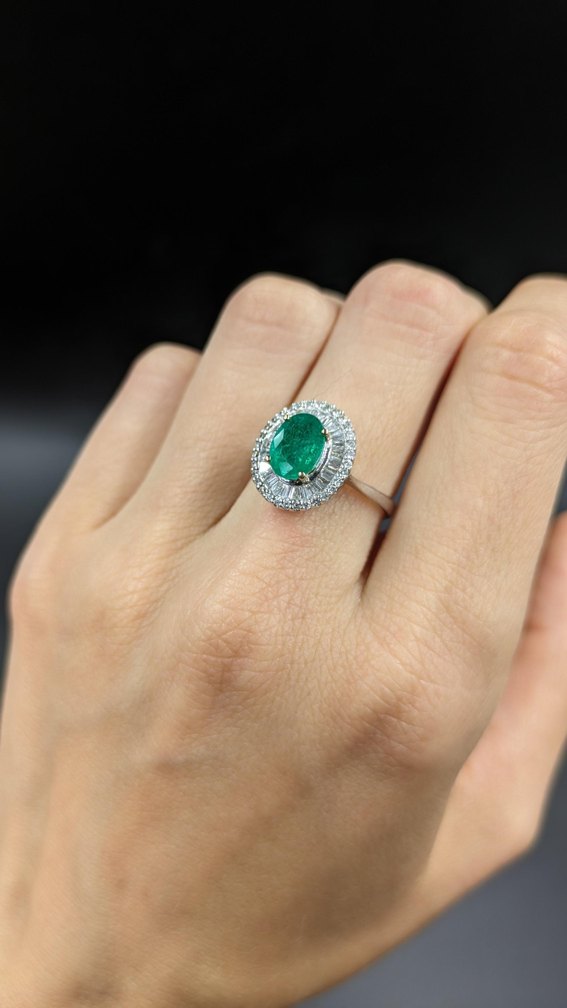 Emerald and Diamond 18K Gold Ring